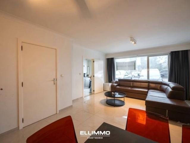 Gezellig gelijkvloers appartement van 103m², 2 slpks en gara