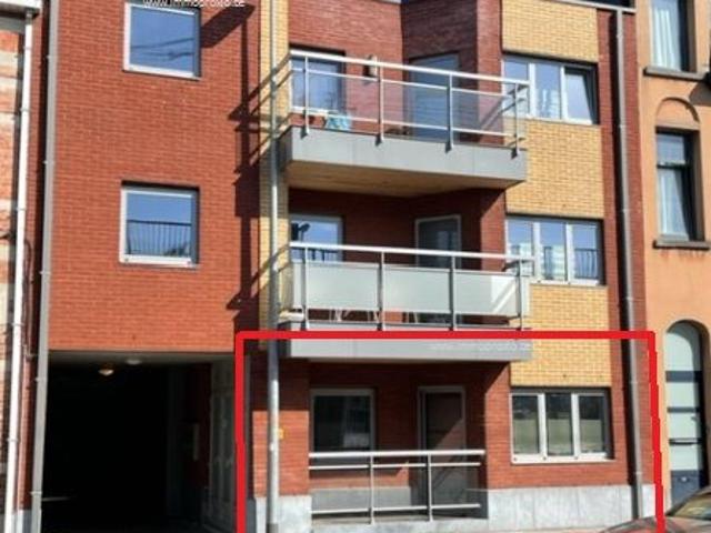 GEZELLIG INSTAPKLAAR APPARTEMENT MET 1 SLPK EN TERRASJE