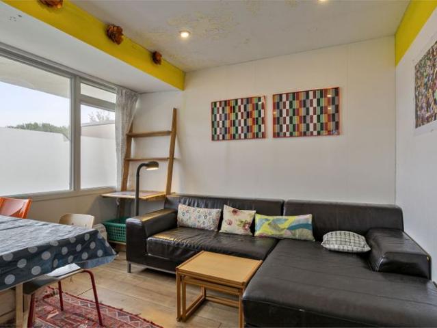 Gezellig instapklaar appartement met terras, De Haan