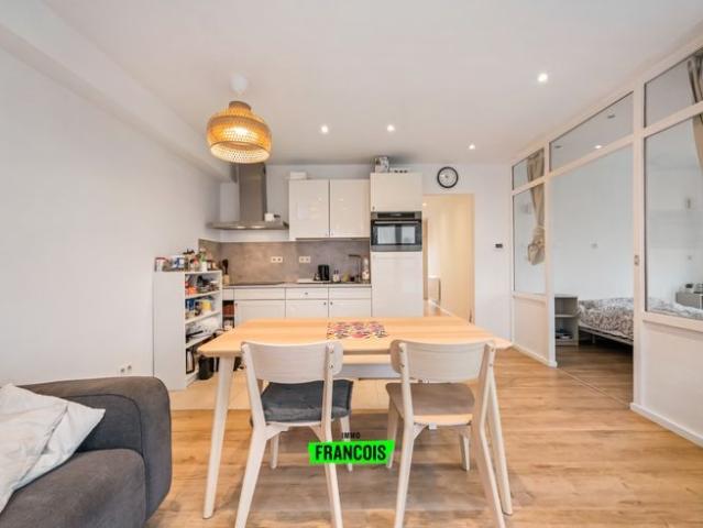 Gezellig lichtrijk 2 slaapkamer appartement met EPC D en te…