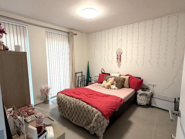Gezellige gelijkvloerse woning in het centrum van Zwevezele!