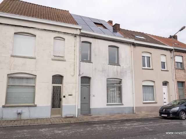 Gezellige rijwoning met tuin, uitweg en 3 slaapkamers te Dottenijs