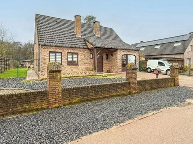 Gezellige woning met 3 slaapkamers en prachtige tuin!