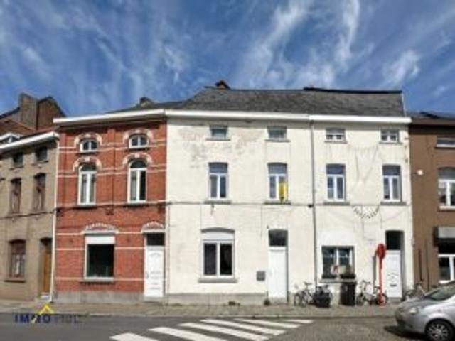 Gezellige woning met terras op mooie ligging te Aalst!