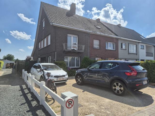 Gezinswoning met 3 slaapkamers en tuin