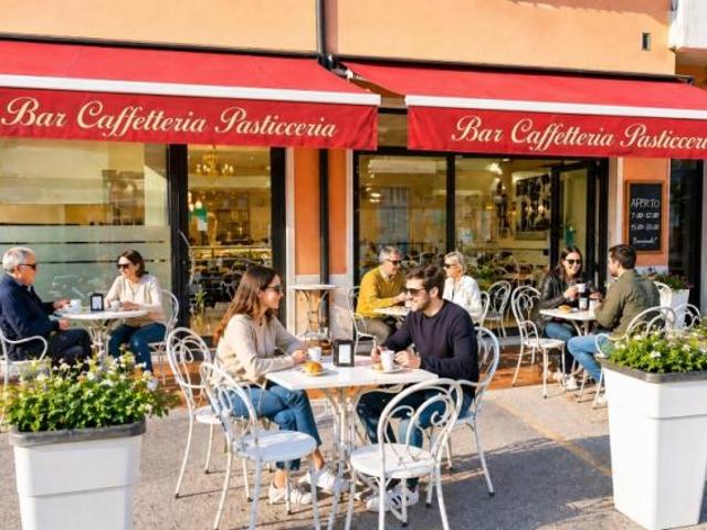GFP CAFFETTERIA PASTICCERIA ENTROTERRA LAGO
