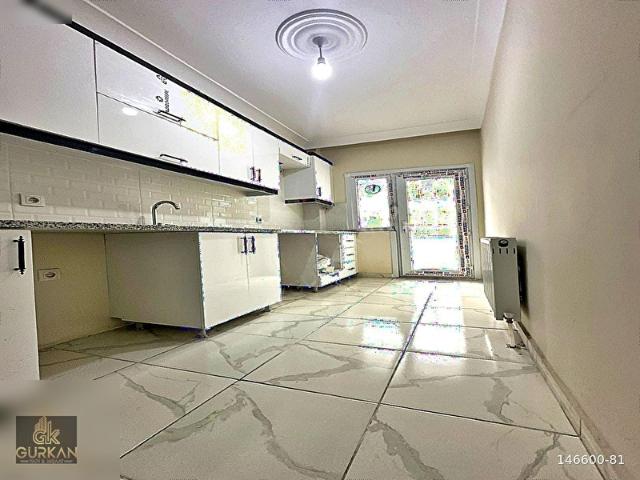 GK'DAN METROYA 5DK MERKEZİ KONUMDA !ACİL SATILIK! 2+1 DAİRE !