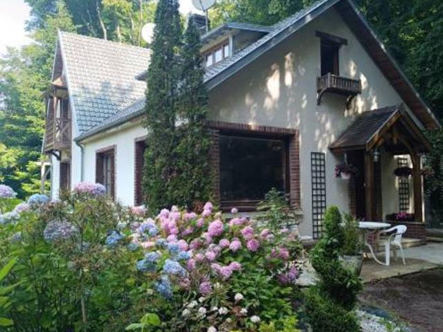 GH 1282 Villa Bois de Cise Ault