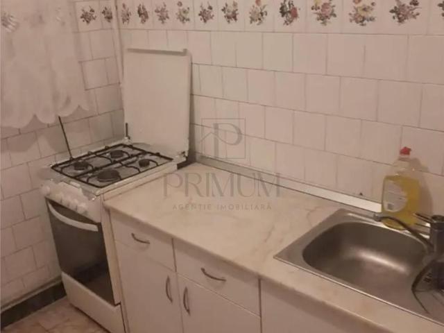 Gheorghe lazar 2 camere etaj 1 decomandat