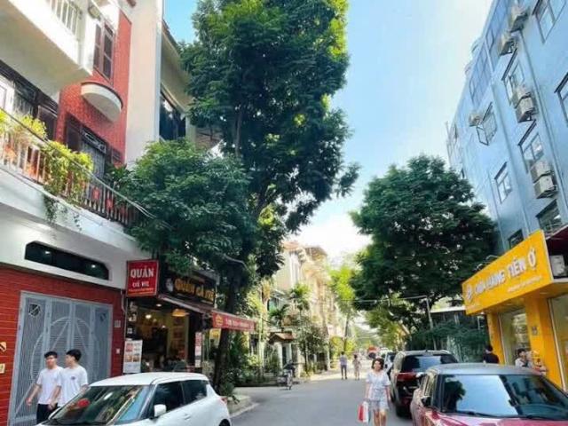 Giảm Chào Bán Nhà Lô Góc. Ngõ Oto Tránh, Phân Lô Hoàng Hoa Thám
