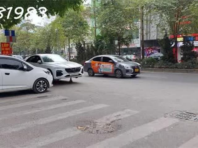 GIẢM CHÀO nhà phố Dương Khuê, lô goc, kinh doanh, xe công tranh giá 27 tỷ