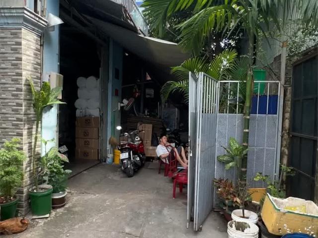 Giảm giá 500tr! Bán gấp nhà cấp 4 Lê Văn Quới, Bình Hưng Hòa A Bình Tân 7.65x13m 6 tỷ