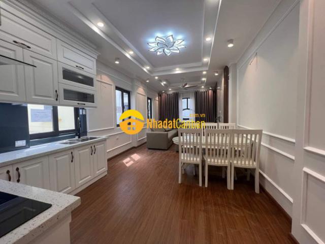 Giảm giá kịch sàn, 62m2, 6tầng, lô góc, gara, ô tô, thang máy, ngọc thuỵ, long biên