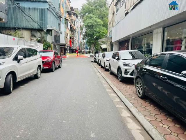 Giảm sốc chỉ hơn 6 tỷ nhà đẹp 5 tầng phố vip phan đình giót