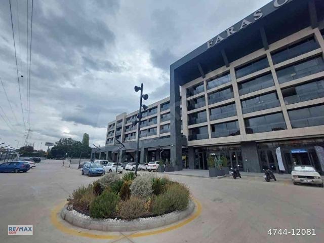 GİMAT FARAS OFİSTE 3.KAT NATAMAM SATILIK BÜYÜK 1+0 OFİS