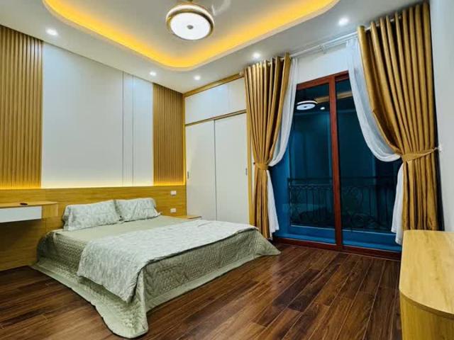 Gia đình bán liền kề KĐT An Hưng, gần hồ, giá tốt, sổ đỏ cầm tay, sẵn giao dịch
