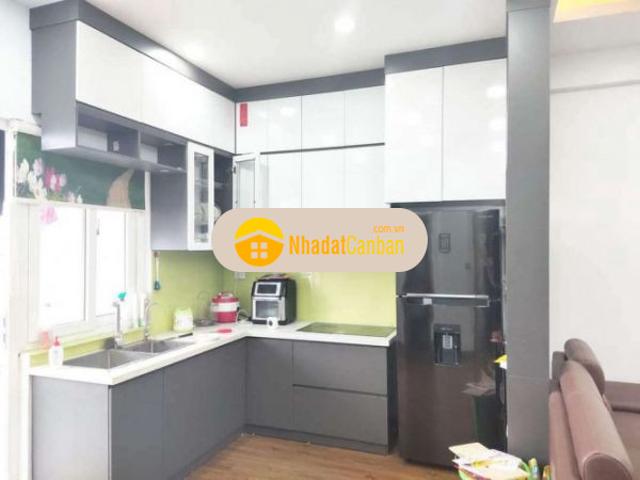 Gia đình cần bán căn hộ 77m² view hồ kdt thanh hà