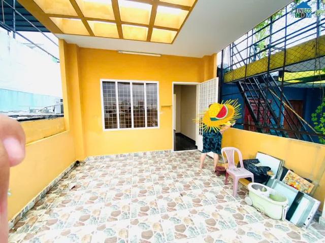 Gia Đình Cần Bán Nhà Mặt Tiền Kinh Doanh DTSD Khủng 48m2 Tiện Kinh Doanh, Mới Hoàn Toàn Quá