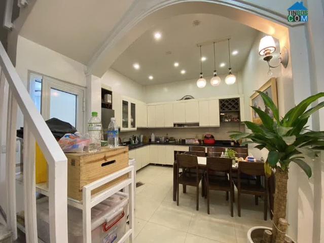 Giá sốc! Nhà đẹp TÂY SƠN – THỊNH QUANG, 63m, 3 mặt thoáng, ô tô đỗ cửa, full nội thất, giá 11.9 tỷ