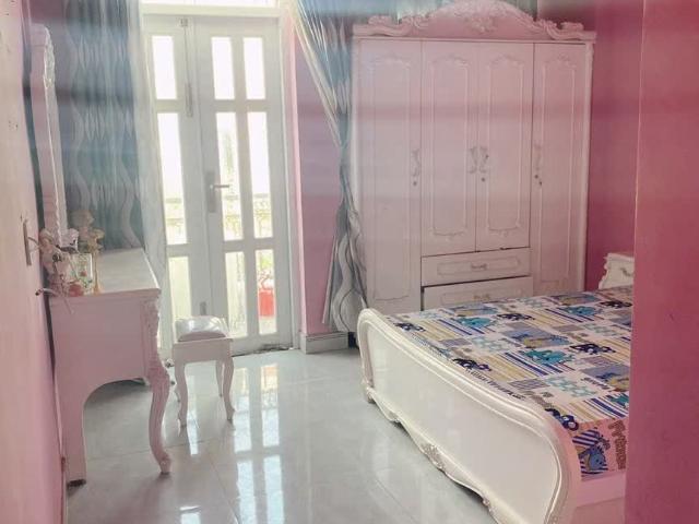 Giá Tốt Mình Chính Chủ Cần Cho Thuê Nhà Nguyên Căn Kho B Trị Trấn Nhà Bè 3 Tầng