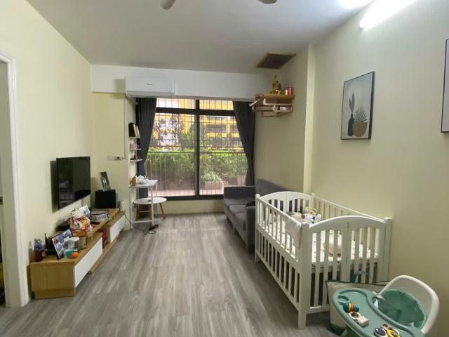 Giá tốt: Chính chủ bán chung cư The golden An Khánh 60m2, 2PN, Tặng Nội Thất