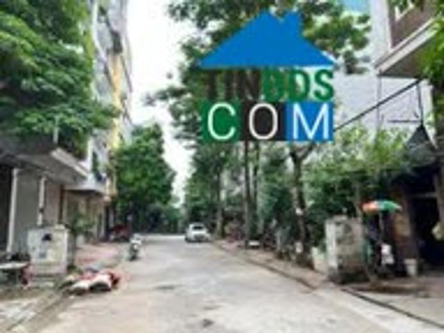 Giá đầu tư lời nhanh chóng. Bán nhà mặt phố Trường Lâm dt 153 giá chỉ 13 tỷ