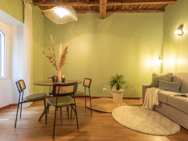 Giada Charming Apartment at the Imperial Forums
