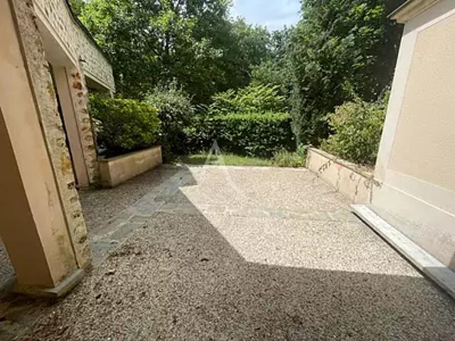 Gif sur Yvette 91190 Location appartement 2 pièces t2 cave parking