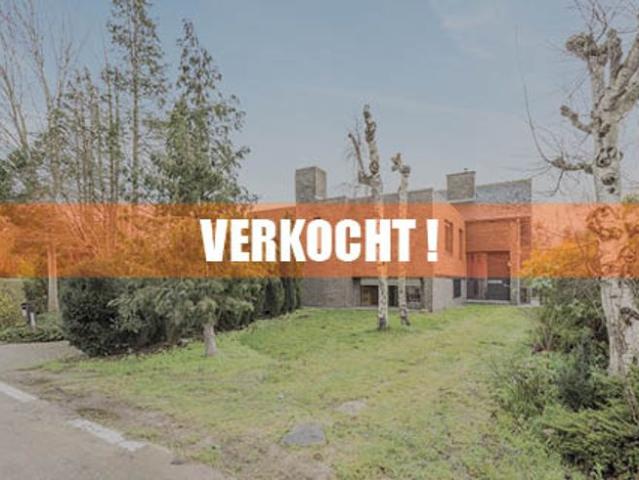 GIGANTISCHE WONING MIN. 4 SLPKS OP 1185M2!