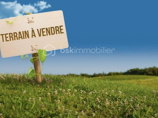 GIGNAC Terrain constructible et viabilisé de 410 m2