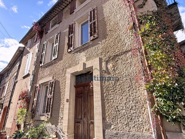GIGONDAS BELLE MAISON DE CARACTERE. COUP DE COEUR GARANTI