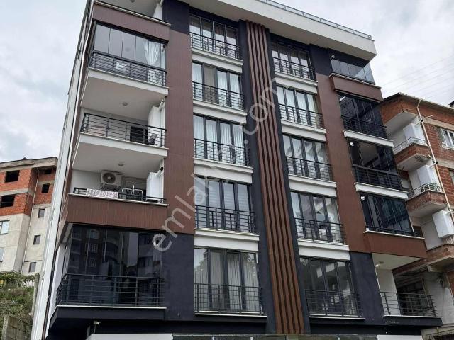 Giresun Merkez Valilik Yakınında Eşyalı Kiralık Daire