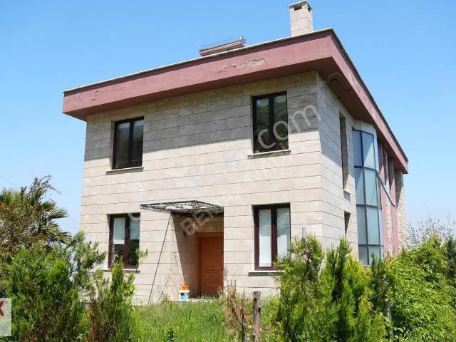 Giresun Burunucu'nda Eşsiz Deniz Manzaralı, Tripleks Villa