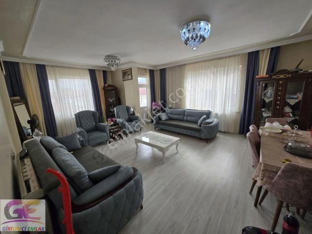 Girişimciden Park Hayat Karşısı Asansörlü, Kilerli, 165 M2 3+1