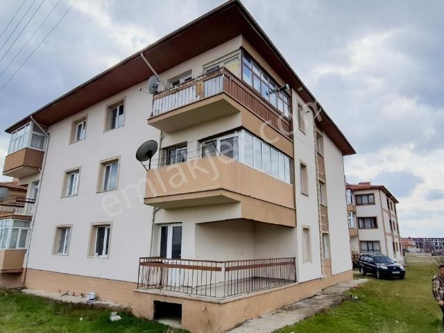 Giris Kat Sanayi Yakini Satilik