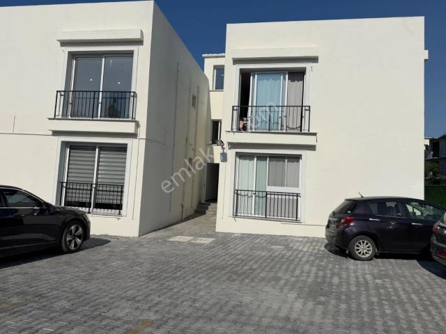 Girne Alsancakda Sarılık 2+1