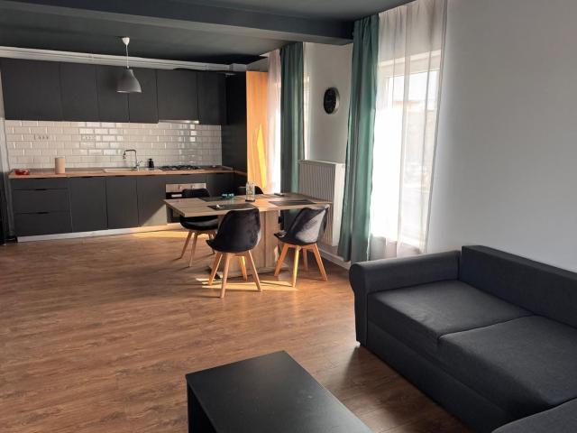 Giroc | Str. Cometei | Etaj 1 | 2 camere | Parcare privată