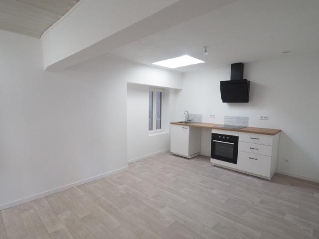 GIROMAGNY 22 Rue Thiers: Réf LB0405