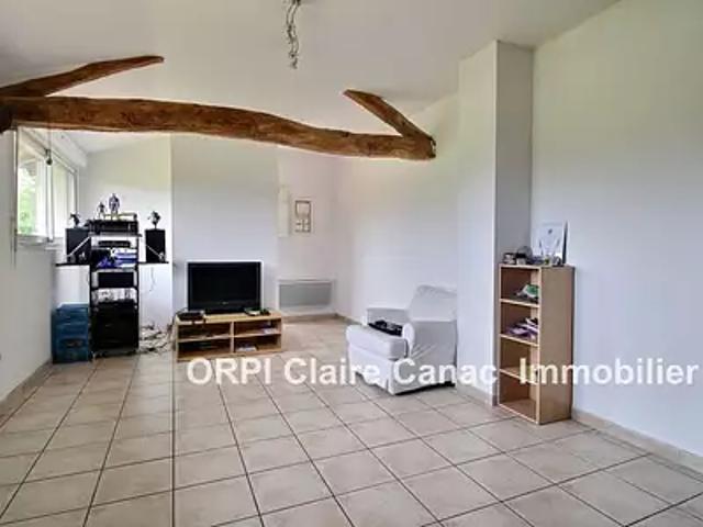 Giroussens 81500 Location appartement 3 pièces t3 jardin terrasse