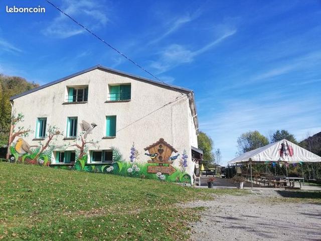 Gîte de groupe 58 lits + maison d'habitation montsegur les monts d'olmes