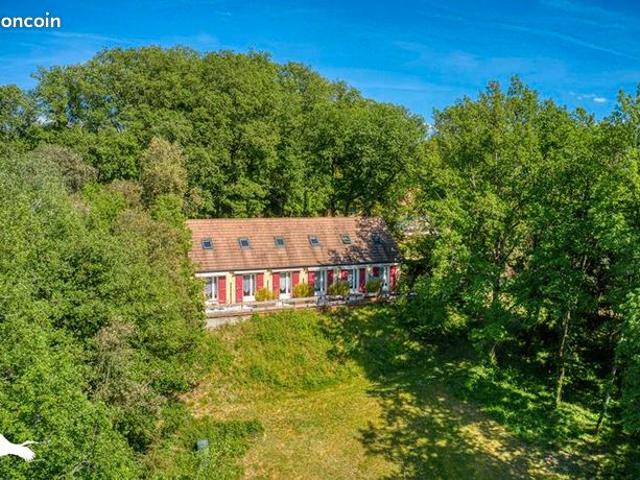 Gîte 15 pièces 280 m²