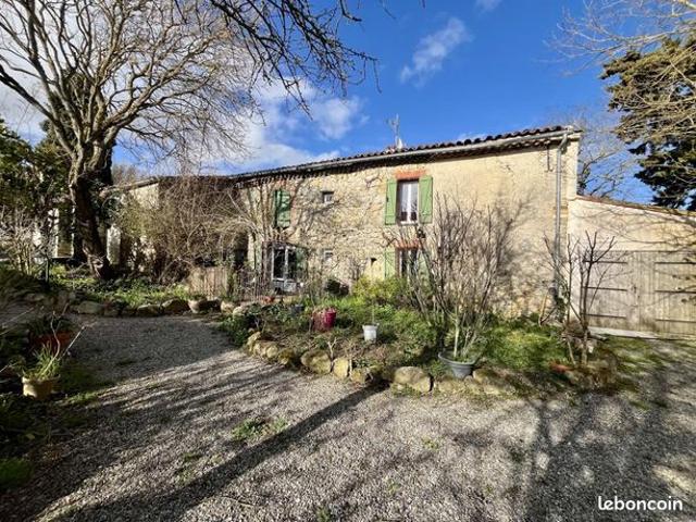 Gîte 16 pièces 231 m²
