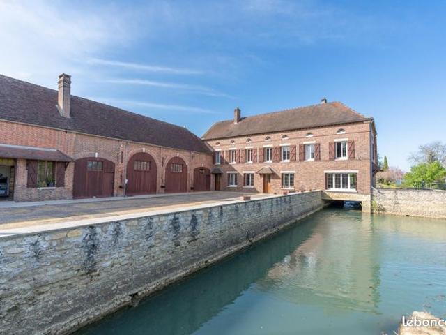 Gîte 10 pièces 235 m²