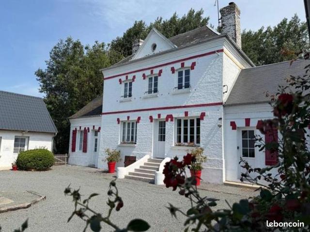 Gîte 10 pièces 273 m²
