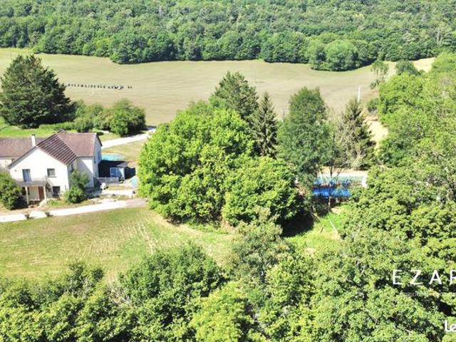 Gîte 10 pièces 389 m²