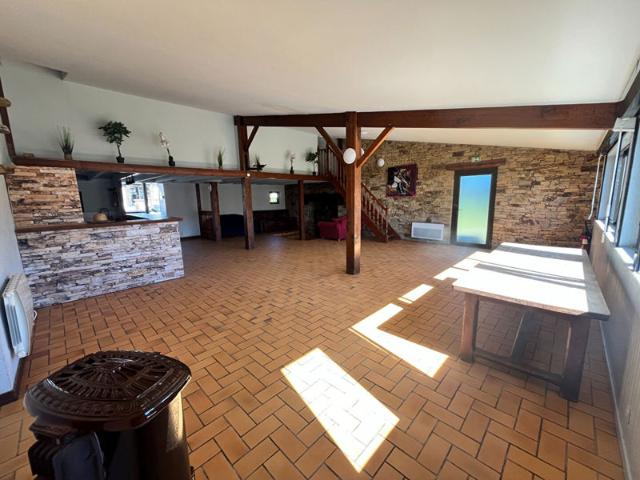 GITE 30 COUCHAGES AVEC PISCINE ET APPARTEMENTS