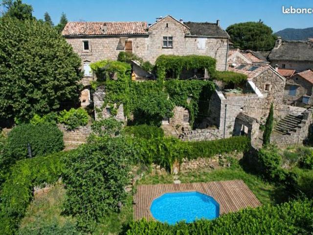 Gîte 7 pièces 202 m²