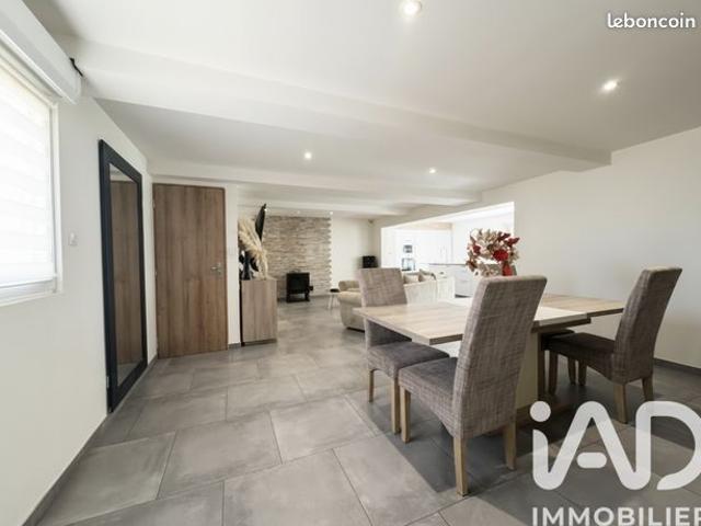 Gîte 8 pièces 288 m²
