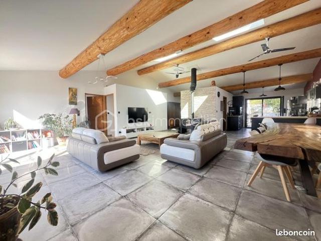 Gîte 8 pièces 215 m²