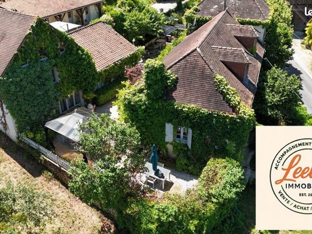 Gîte 9 pièces 245 m²